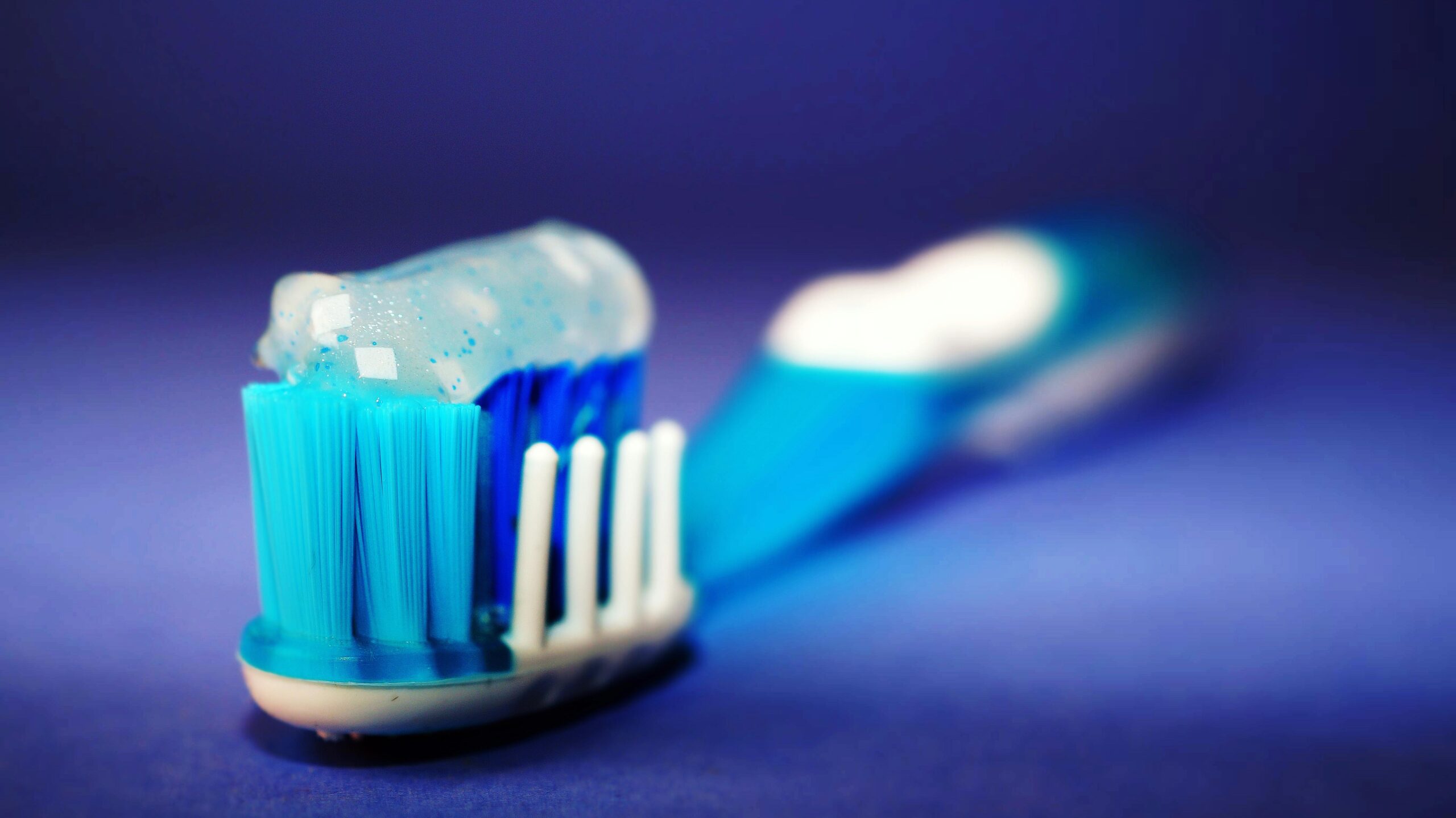The Importance of Regular Use of best Toothpaste, Mouthwash in 2025. the importance of regular use of best toothpaste.